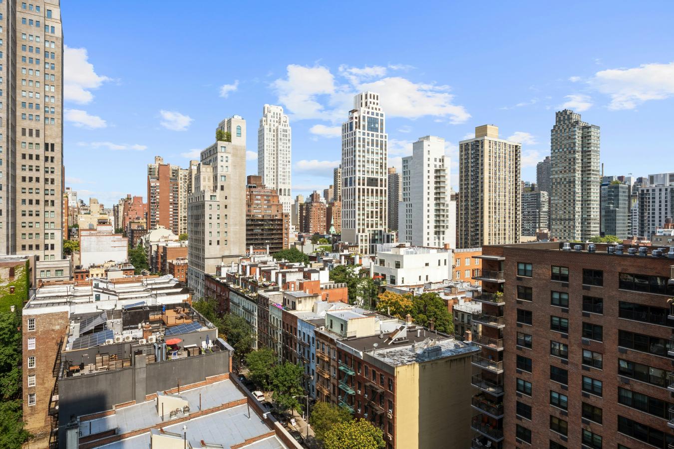 New York, New York, 10075, United States, 2 Bedrooms Bedrooms, ,1 BathroomBathrooms,Residential,For Sale,1953223