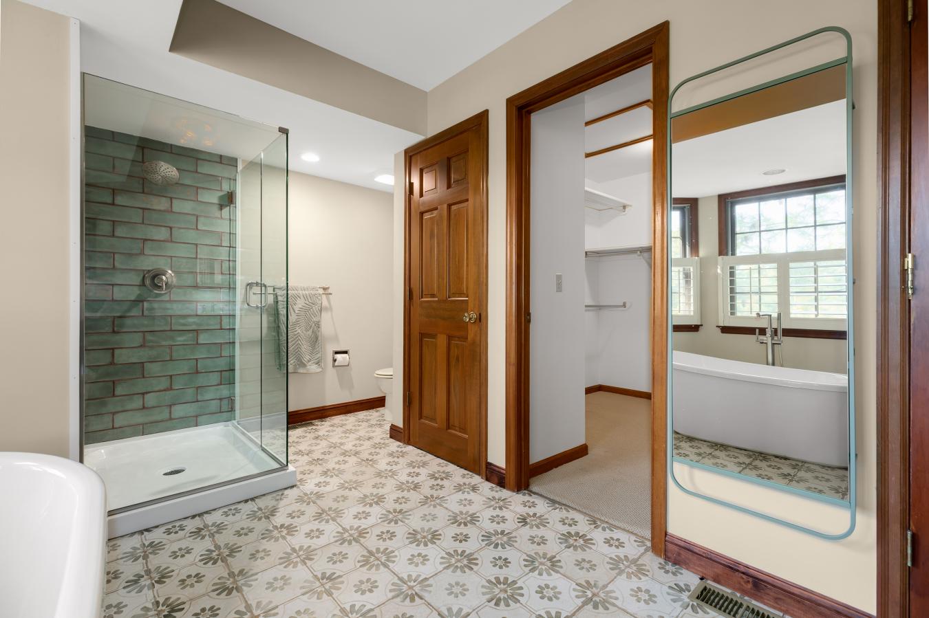 Chesterfield, St Louis, 63017, United States, 4 Bedrooms Bedrooms, ,3 BathroomsBathrooms,Residential,For Sale,1936550