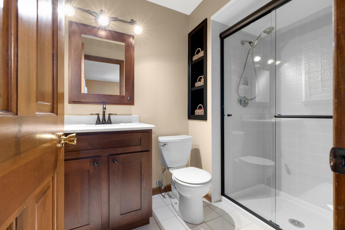 Chesterfield, St Louis, 63017, United States, 4 Bedrooms Bedrooms, ,3 BathroomsBathrooms,Residential,For Sale,1936550