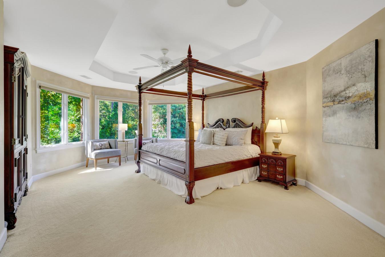 Vienna, Fairfax County, 22182, United States, 5 Bedrooms Bedrooms, ,4 BathroomsBathrooms,Residential,For Sale,1936549