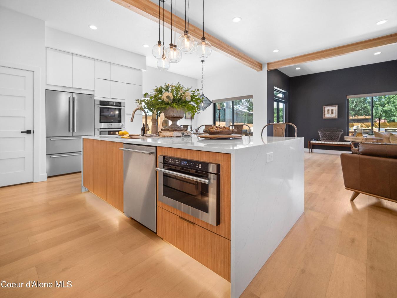 Coeur d'Alene, Kootenai, 83814, United States, 4 Bedrooms Bedrooms, ,2 BathroomsBathrooms,Residential,For Sale,1936547
