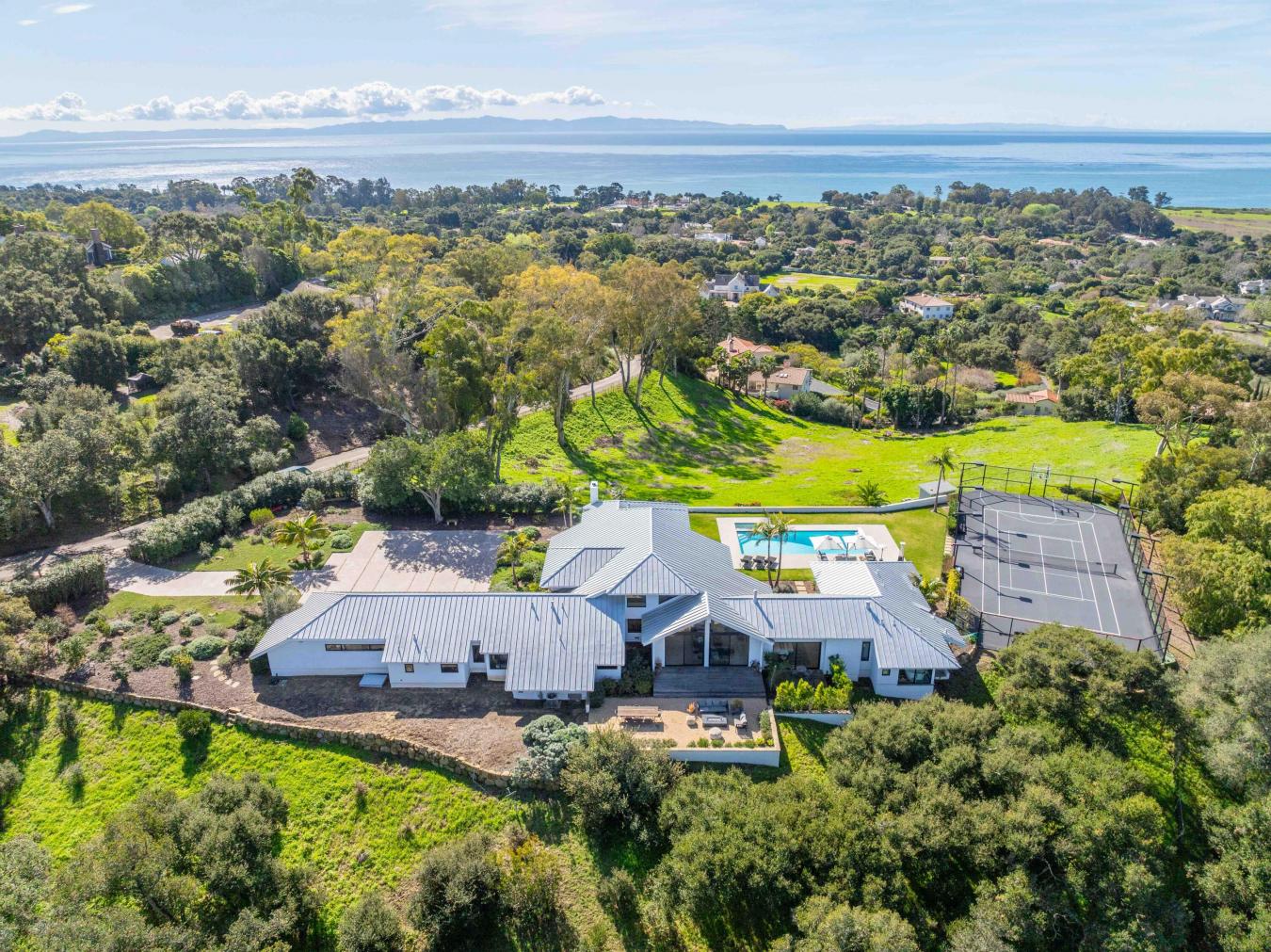 SANTA BARBARA, Santa Barbara, 93110, United States, 5 Bedrooms Bedrooms, ,6 BathroomsBathrooms,Residential,For Sale,1936546