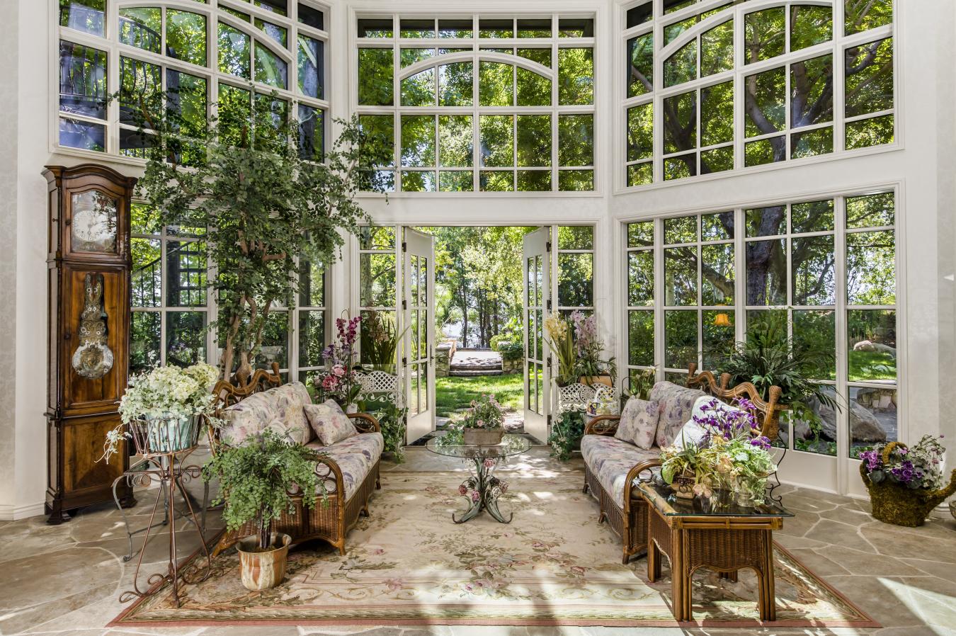 Calabasas, Los Angeles, 91302, United States, 6 Bedrooms Bedrooms, ,10 BathroomsBathrooms,Residential,For Sale,1936543