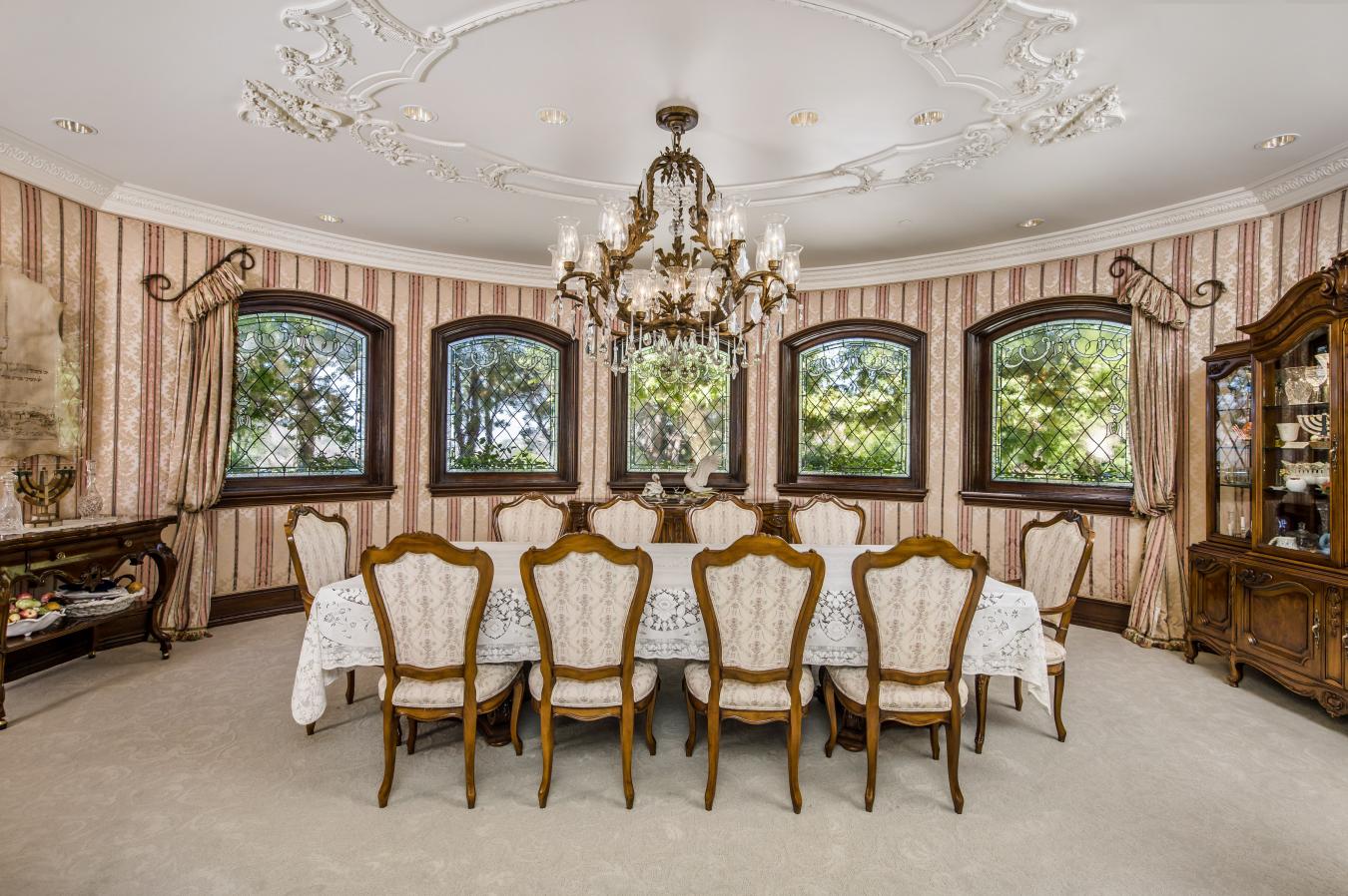 Calabasas, Los Angeles, 91302, United States, 6 Bedrooms Bedrooms, ,10 BathroomsBathrooms,Residential,For Sale,1936543