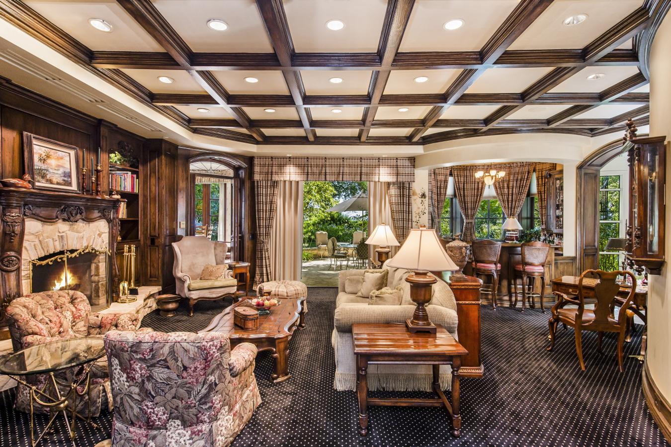 Calabasas, Los Angeles, 91302, United States, 6 Bedrooms Bedrooms, ,10 BathroomsBathrooms,Residential,For Sale,1936543
