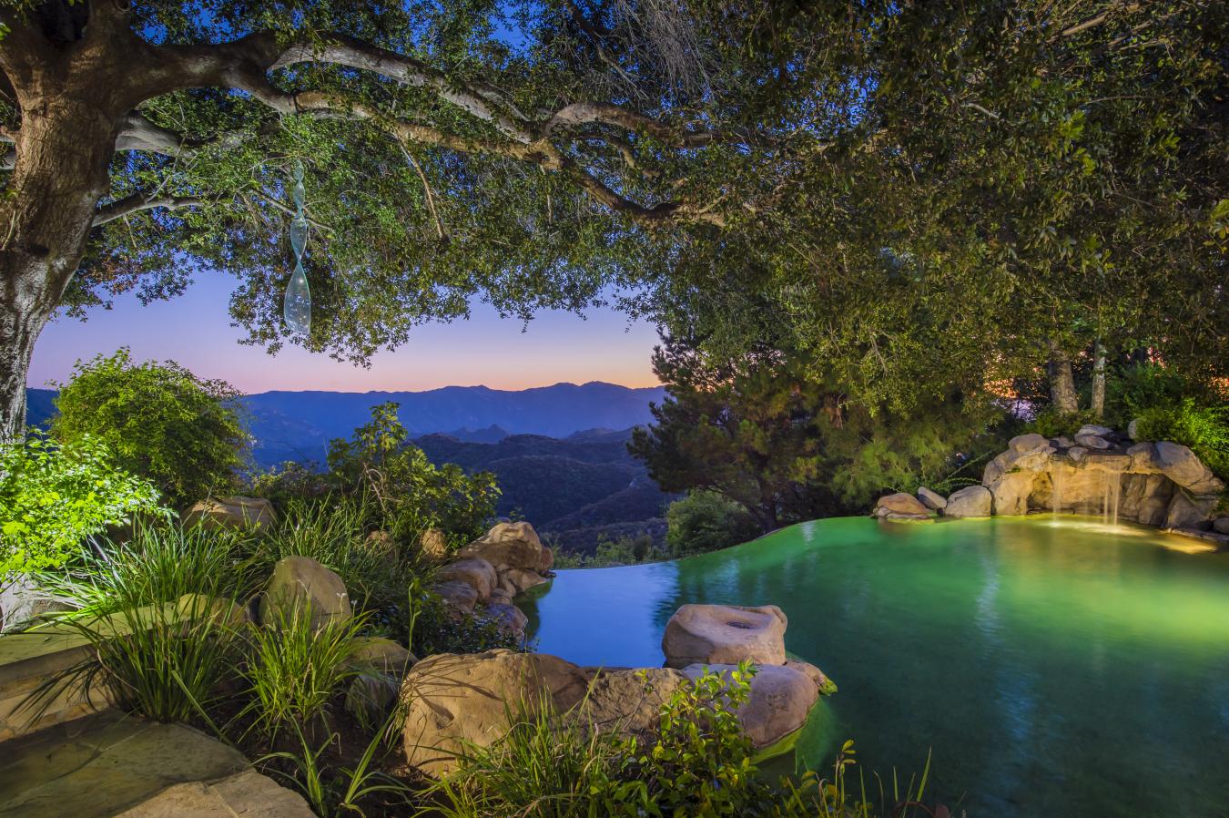 Calabasas, Los Angeles, 91302, United States, 6 Bedrooms Bedrooms, ,10 BathroomsBathrooms,Residential,For Sale,1936543
