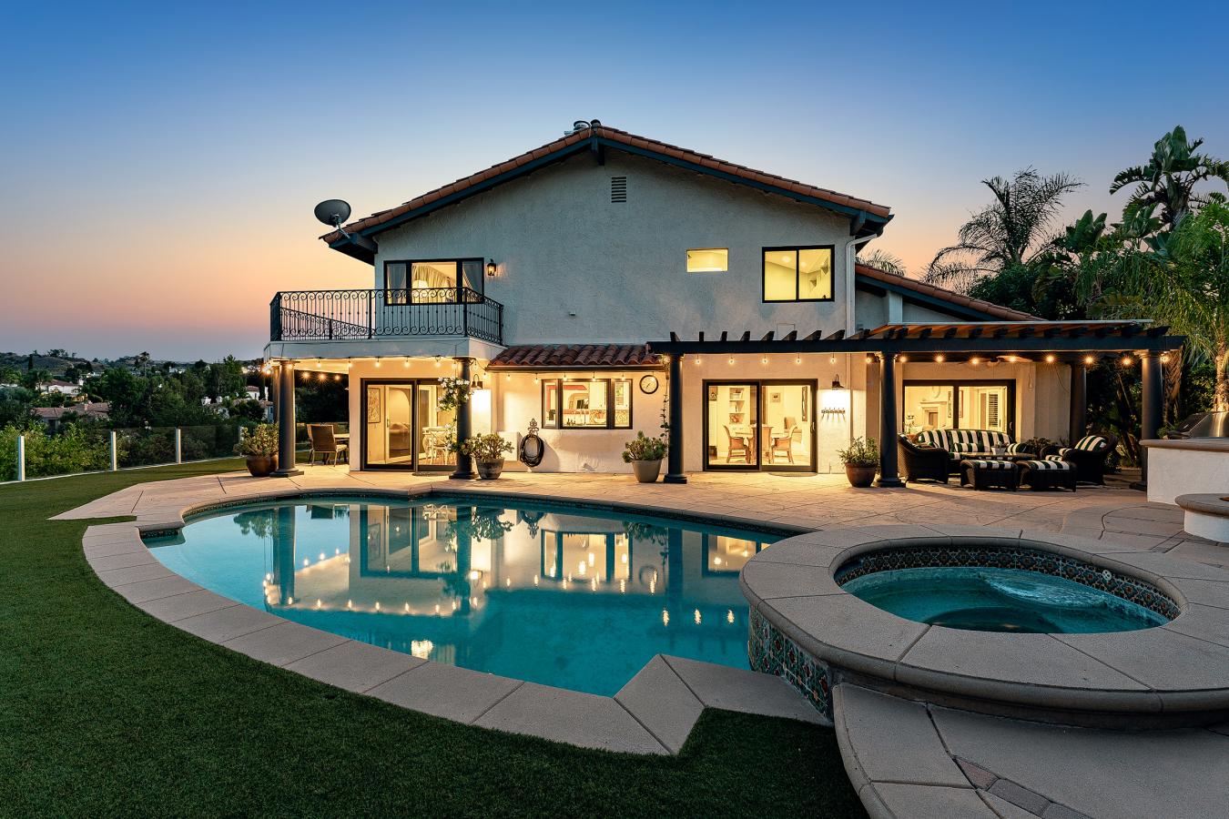 Calabasas, California, 91302, United States, 4 Bedrooms Bedrooms, ,5 BathroomsBathrooms,Residential,For Sale,1936544