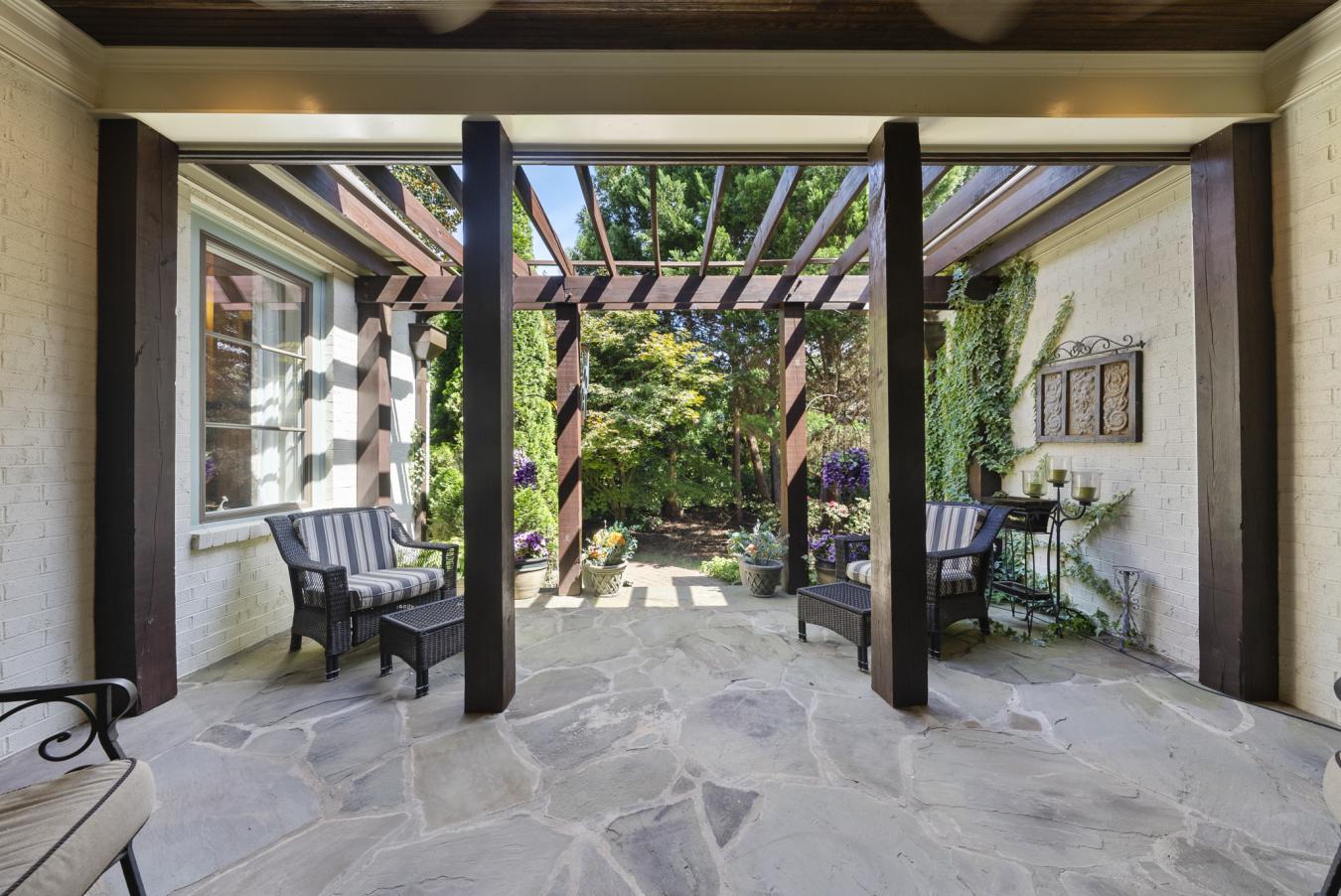 Raleigh, North Carolina, 27613, United States, 4 Bedrooms Bedrooms, ,5 BathroomsBathrooms,Residential,For Sale,1936289