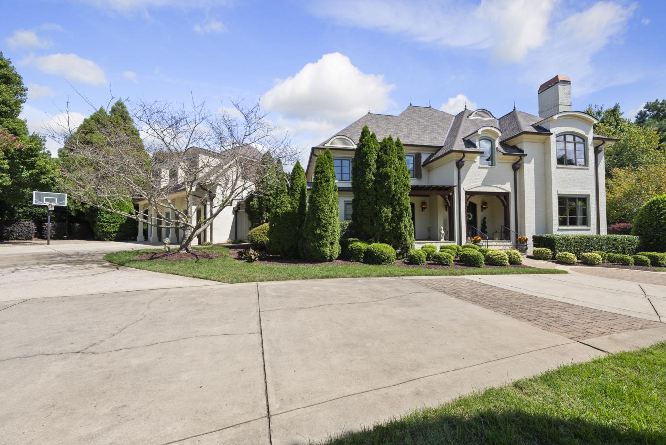 Raleigh, North Carolina, 27613, United States, 4 Bedrooms Bedrooms, ,5 BathroomsBathrooms,Residential,For Sale,1936289