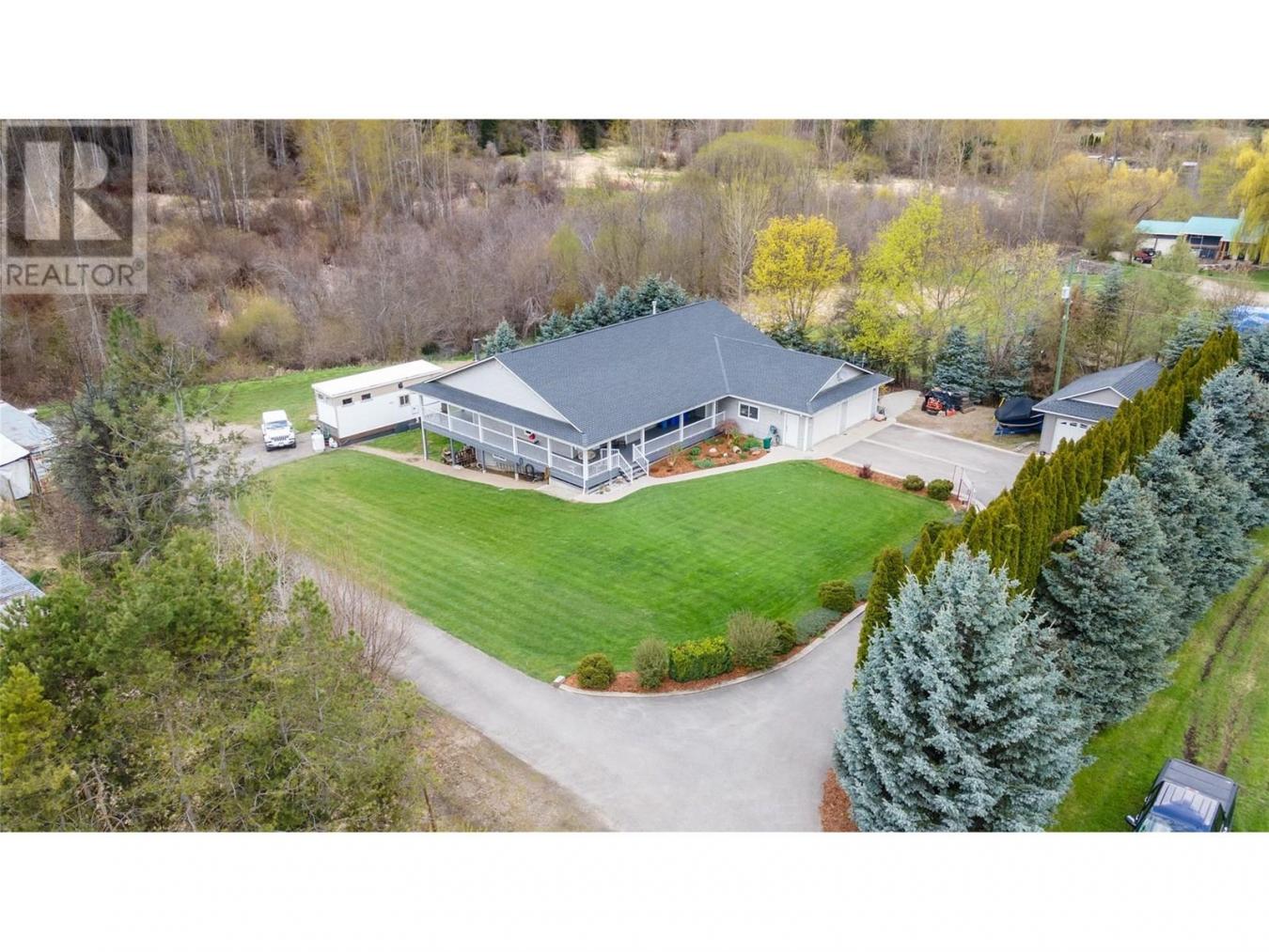 Salmon Arm, BC, V1E1Y4, Canada, 4 Bedrooms Bedrooms, ,3 BathroomsBathrooms,Residential,For Sale,1936541