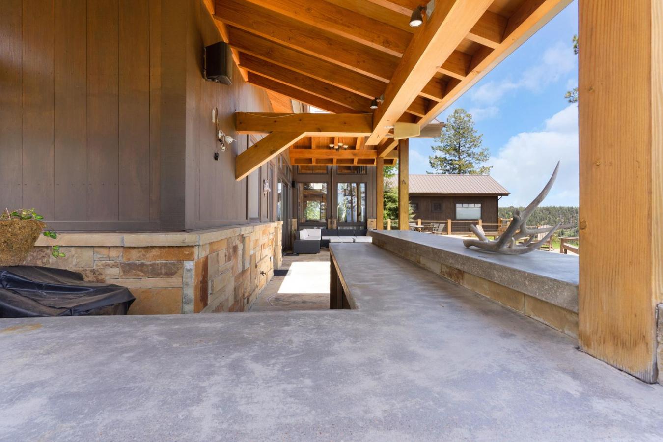 Placerville, San Miguel, 81430, United States, 5 Bedrooms Bedrooms, ,6 BathroomsBathrooms,Residential,For Sale,1936287