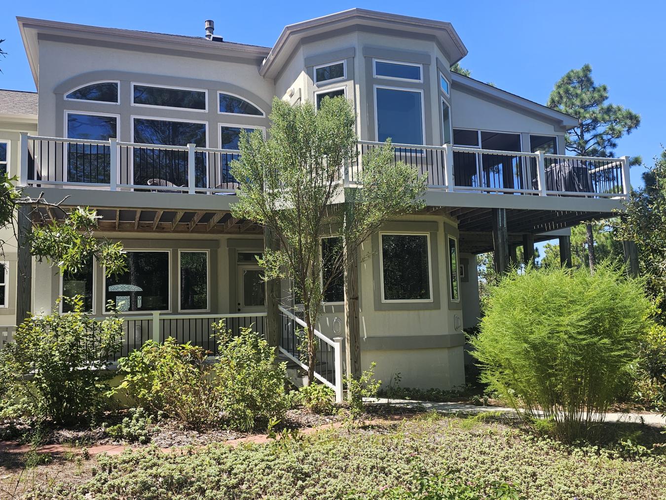 Southport, North Carolina, 28461, United States, 5 Bedrooms Bedrooms, ,3 BathroomsBathrooms,Residential,For Sale,1936536