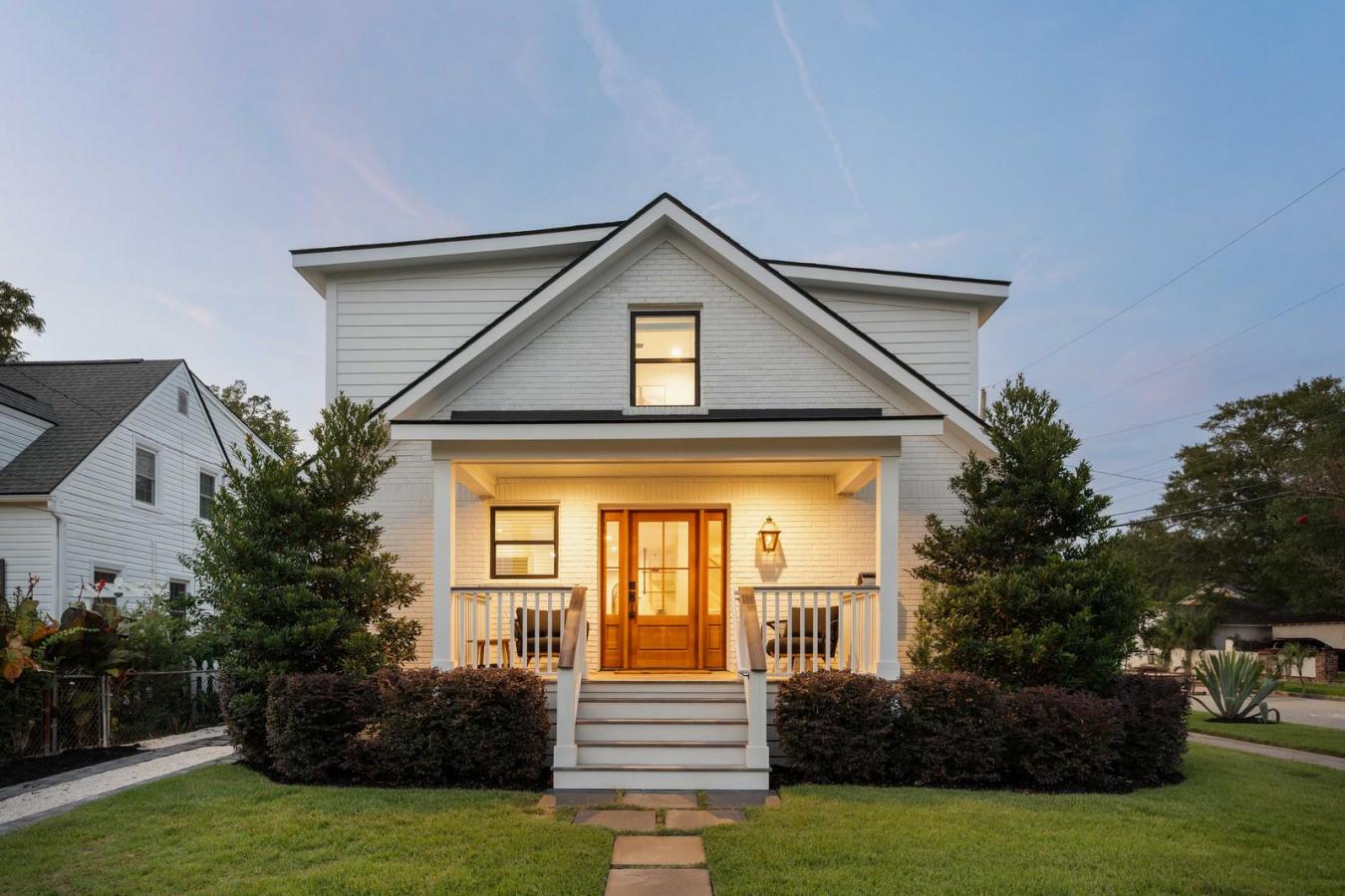 Charleston, Charleston, 29403, United States, 4 Bedrooms Bedrooms, ,3 BathroomsBathrooms,Residential,For Sale,1944218