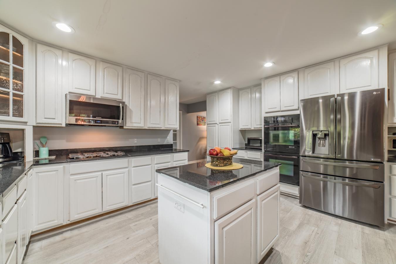 Ortonville, Oakland, 48462, United States, 5 Bedrooms Bedrooms, ,4 BathroomsBathrooms,Residential,For Sale,1938517