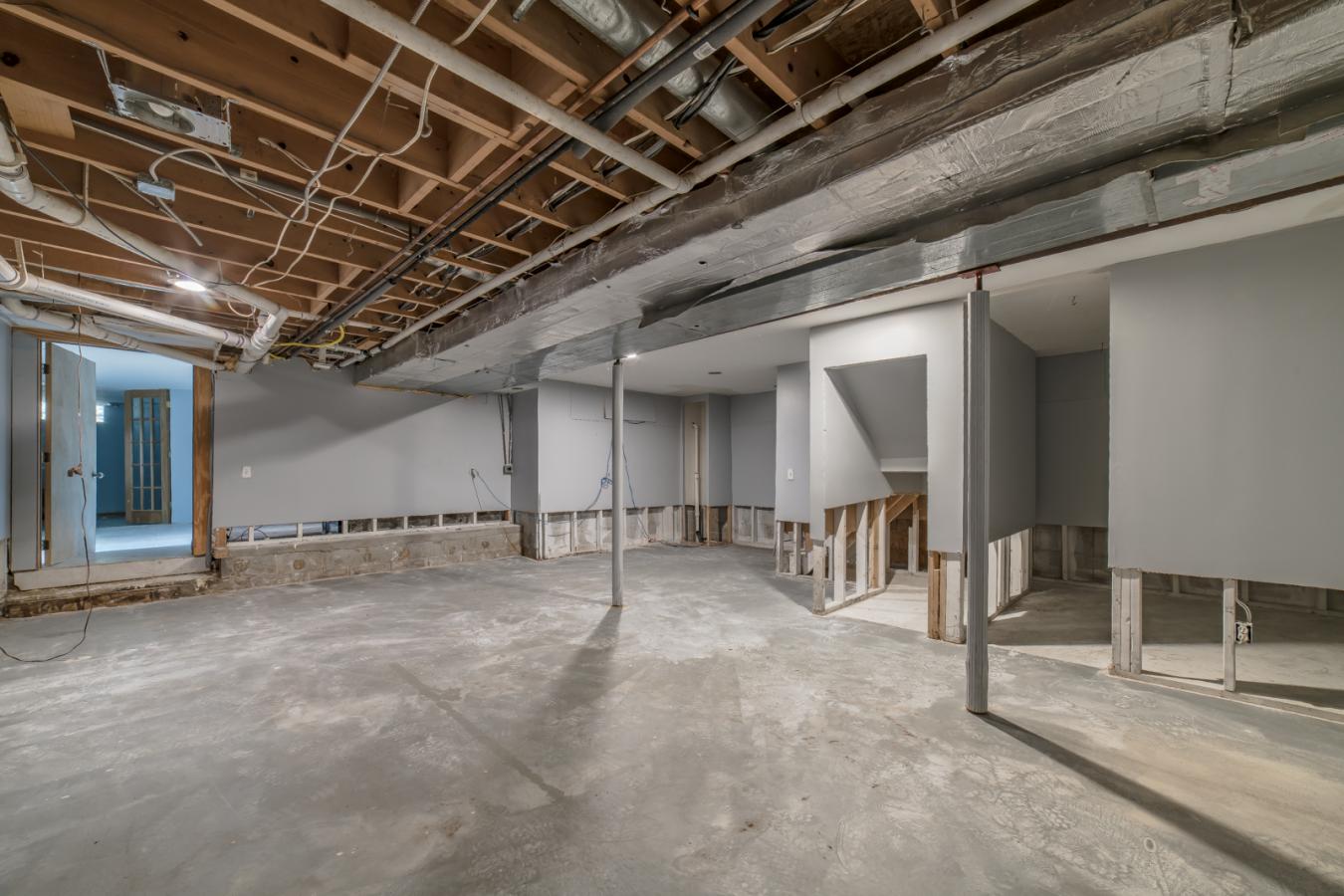 Ortonville, Oakland, 48462, United States, 5 Bedrooms Bedrooms, ,4 BathroomsBathrooms,Residential,For Sale,1938517