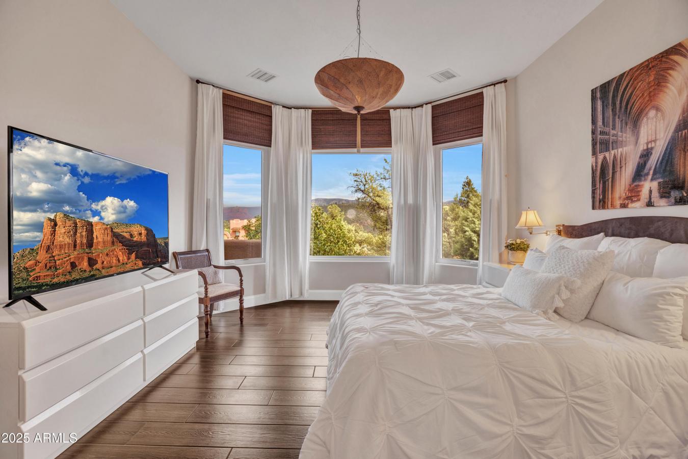 Sedona, Yavapai, 86336, United States, 3 Bedrooms Bedrooms, ,3 BathroomsBathrooms,Residential,For Sale,1938516