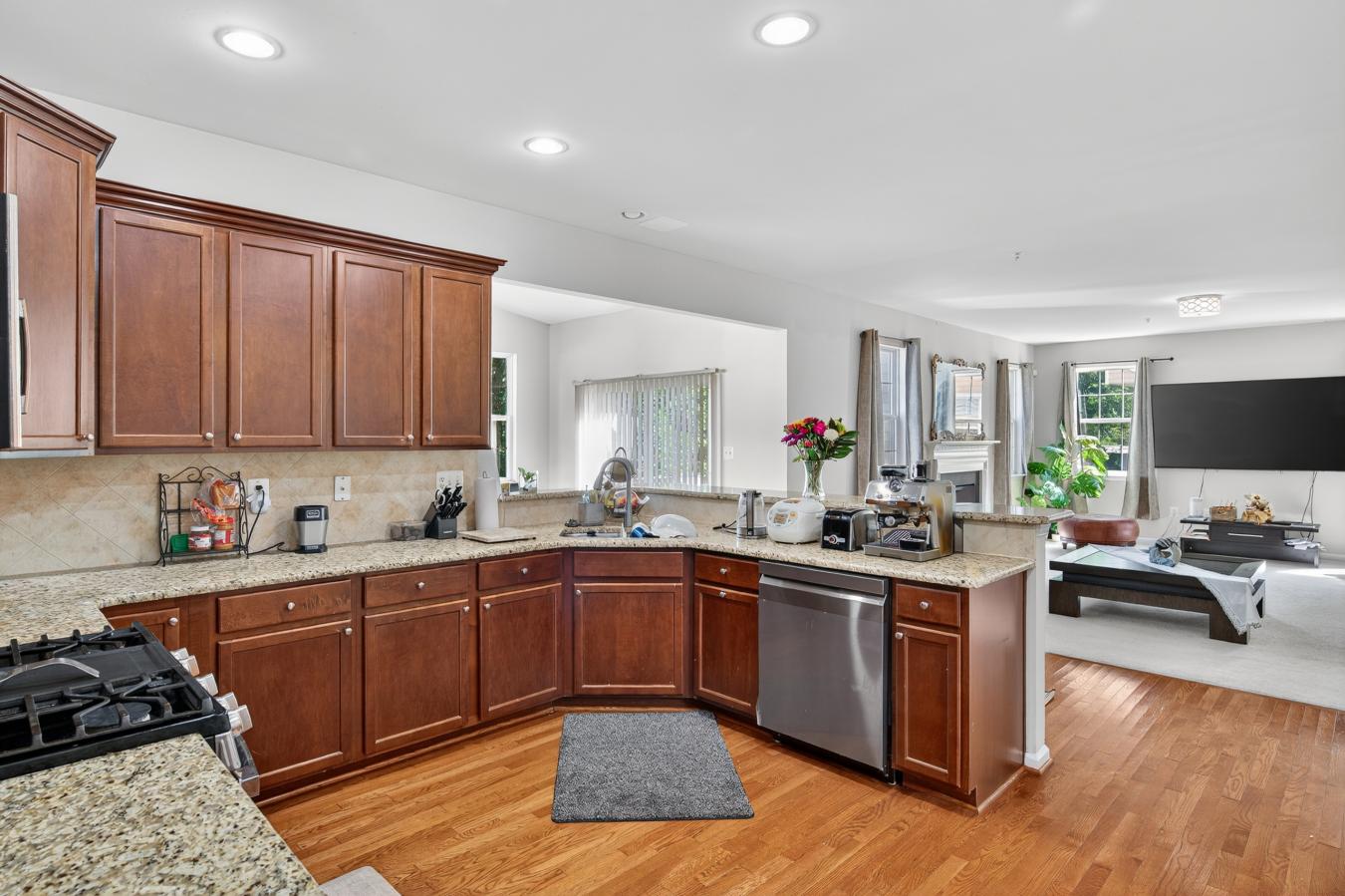 Accokeek, Prince George's, MD, 20607, United States, 5 Bedrooms Bedrooms, ,3 BathroomsBathrooms,Residential,For Sale,1938514