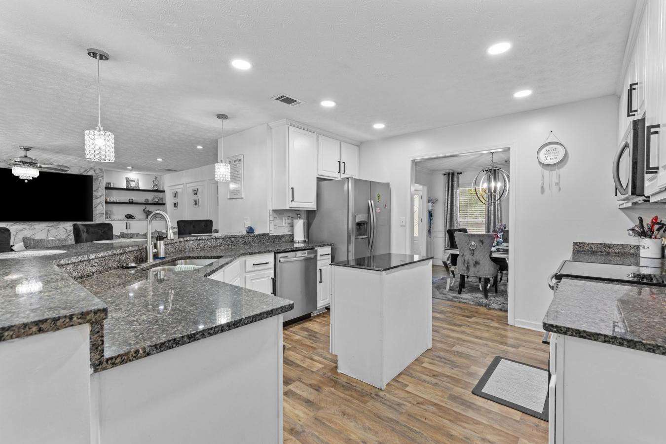 Dacula, Gwinnett County, 30019, United States, 5 Bedrooms Bedrooms, ,4 BathroomsBathrooms,Residential,For Sale,1938513