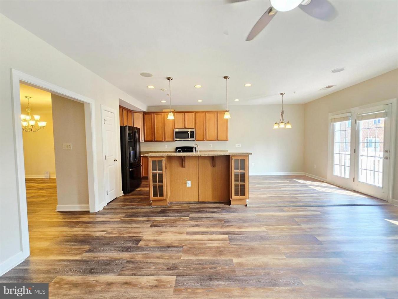 Gaithersburg, Montgomery, MD, 20878, United States, 3 Bedrooms Bedrooms, ,2 BathroomsBathrooms,Residential,For Sale,1938511