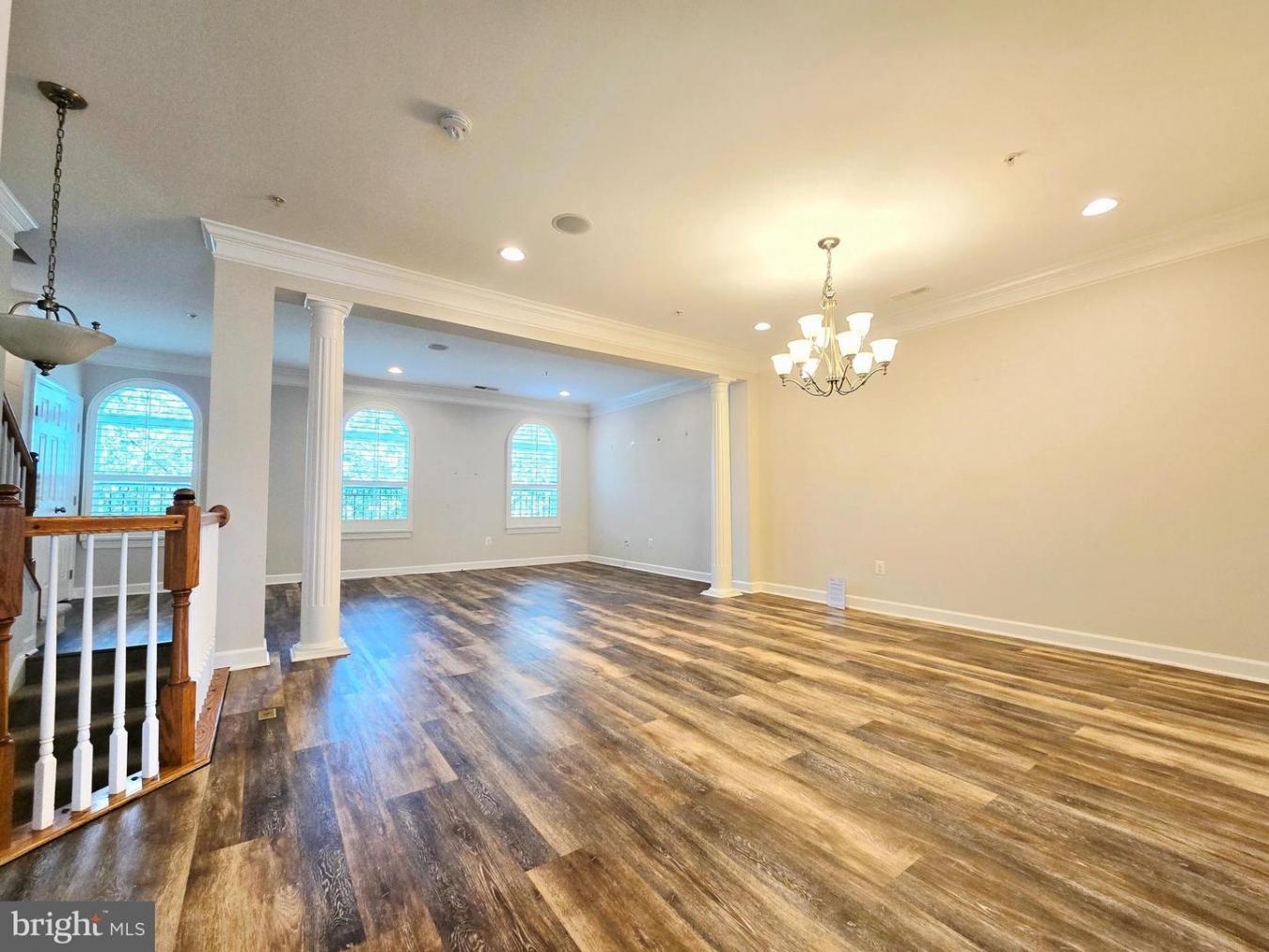 Gaithersburg, Montgomery, MD, 20878, United States, 3 Bedrooms Bedrooms, ,2 BathroomsBathrooms,Residential,For Sale,1938511