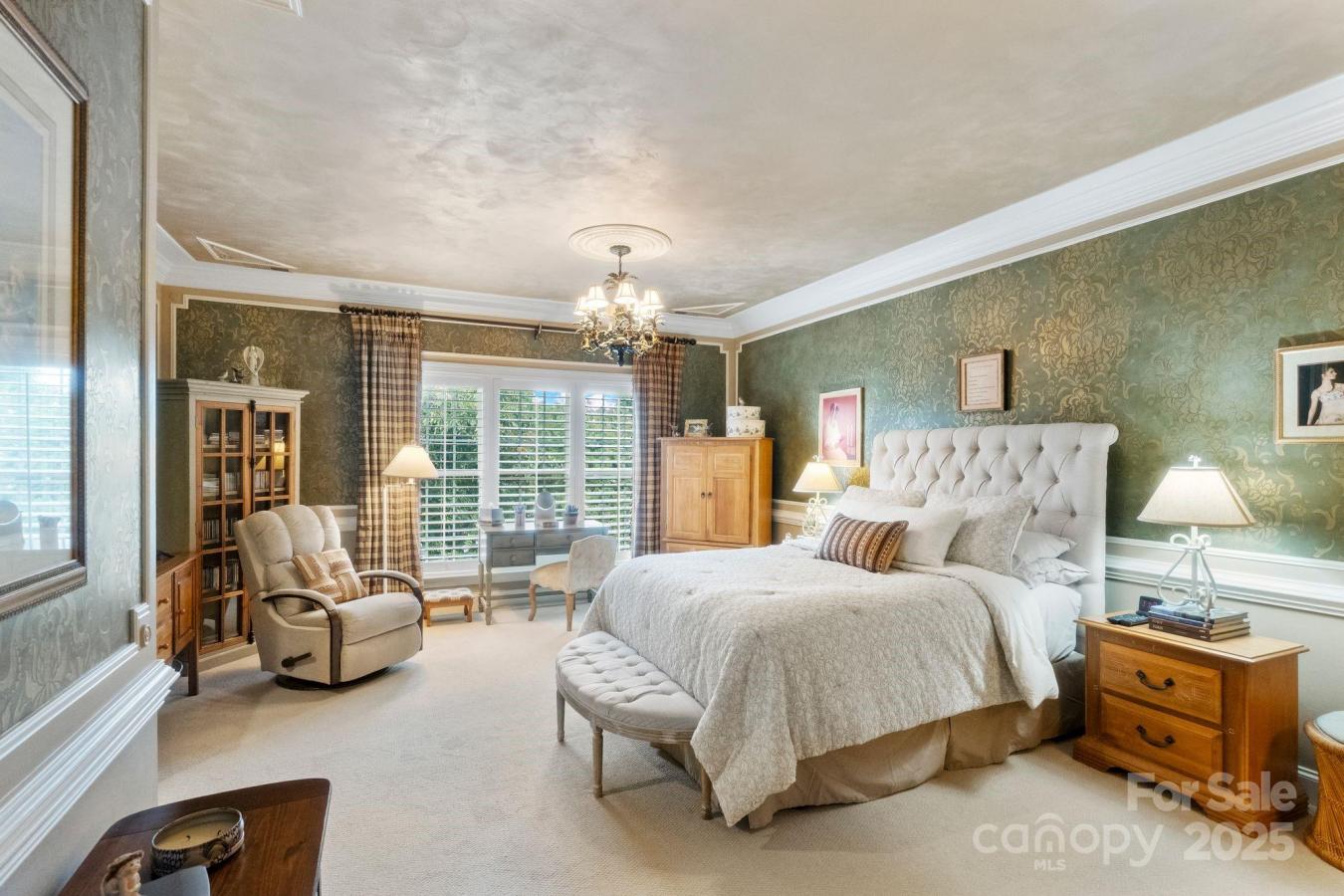 Charlotte, Mecklenburg, 28226, United States, 3 Bedrooms Bedrooms, ,3 BathroomsBathrooms,Residential,For Sale,1938512