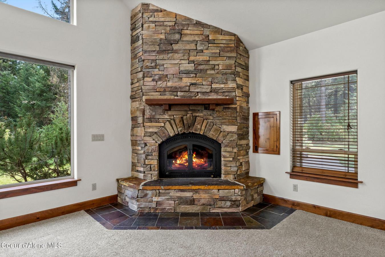 Athol, Kootenai, 83801, United States, 4 Bedrooms Bedrooms, ,3 BathroomsBathrooms,Residential,For Sale,1938510