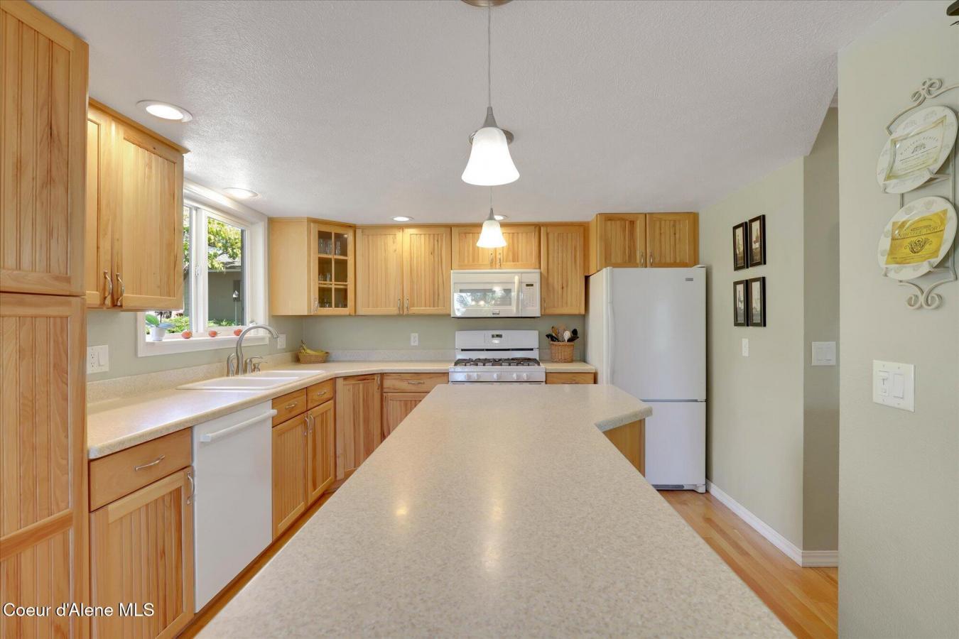 Post Falls, Kootenai, 83854, United States, 3 Bedrooms Bedrooms, ,-2 BathroomBathrooms,Residential,For Sale,1938509