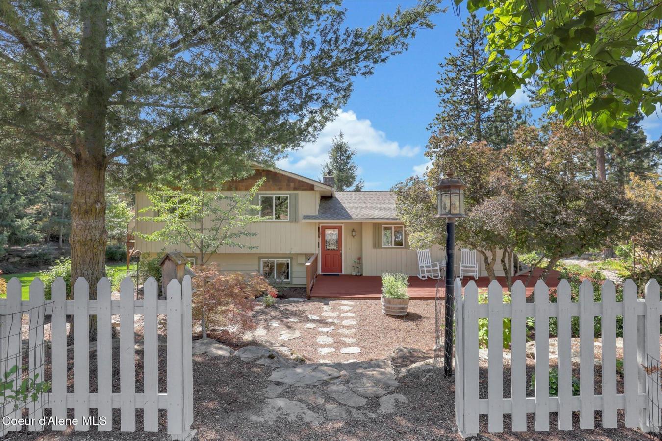 Post Falls, Kootenai, 83854, United States, 3 Bedrooms Bedrooms, ,-2 BathroomBathrooms,Residential,For Sale,1938509