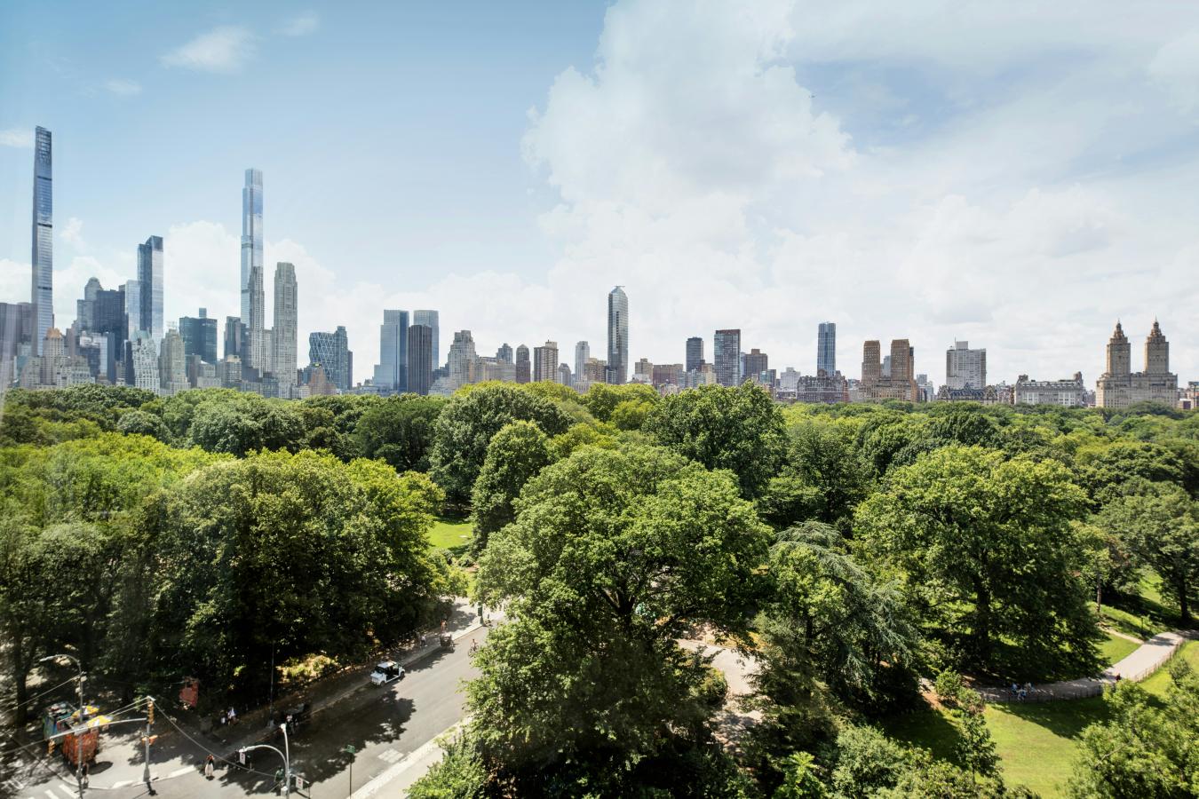 New York, New York, 10021, United States, 5 Bedrooms Bedrooms, ,4 BathroomsBathrooms,Residential,For Sale,1936663