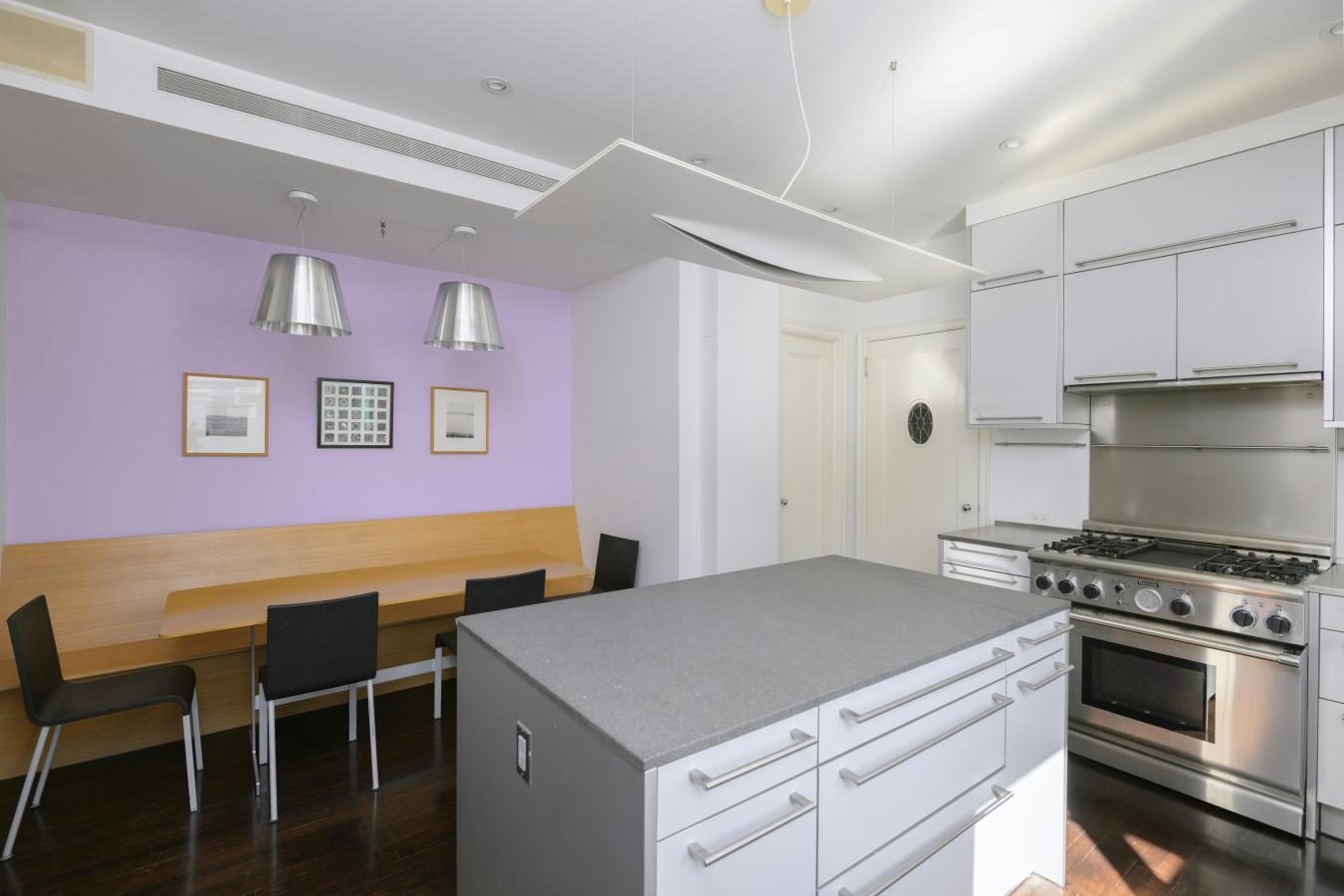 New York, New York, 10128, United States, 5 Bedrooms Bedrooms, ,6 BathroomsBathrooms,Residential,For Sale,1936661