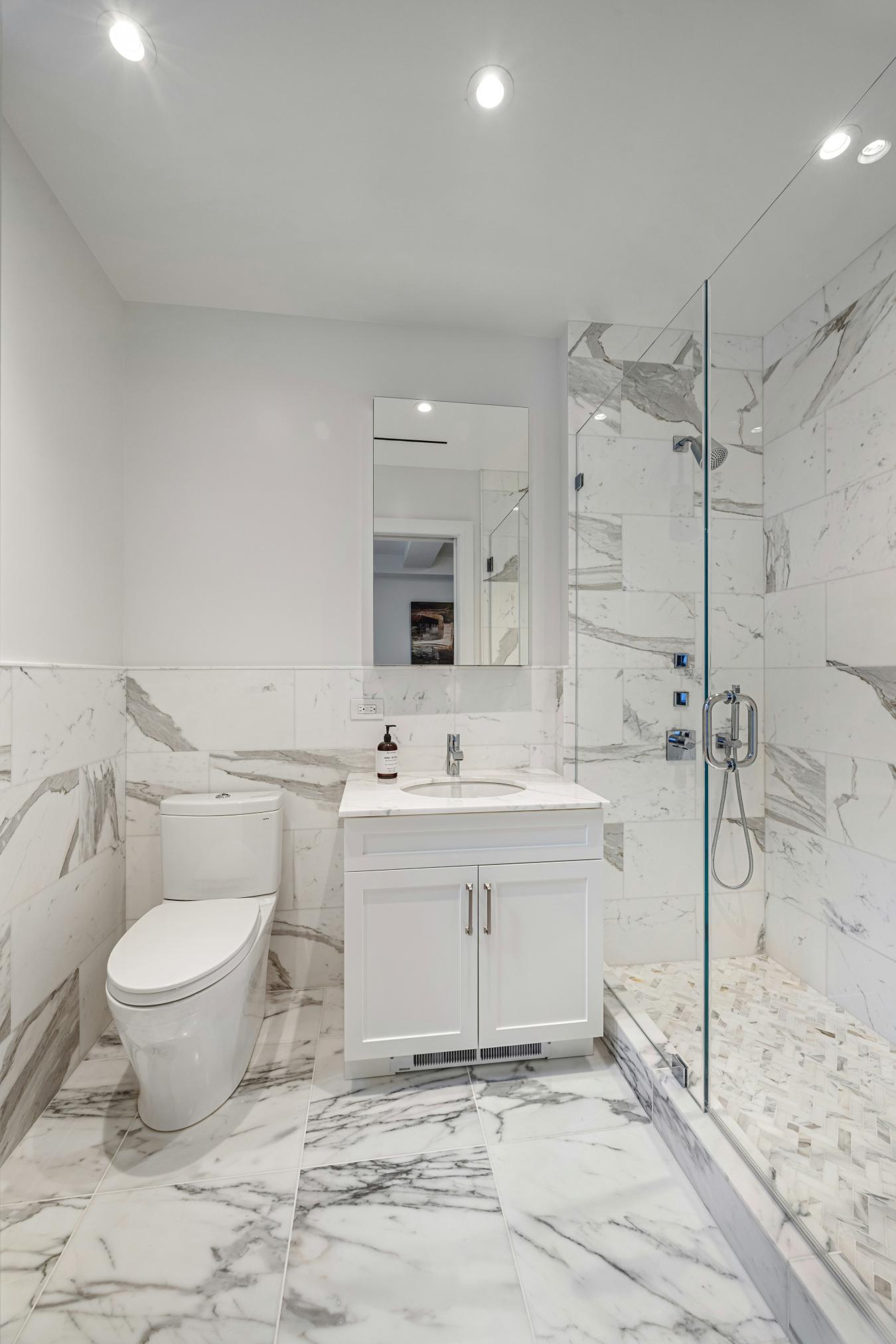 New York, New York, 10128, United States, 3 Bedrooms Bedrooms, ,3 BathroomsBathrooms,Residential,For Sale,1936656