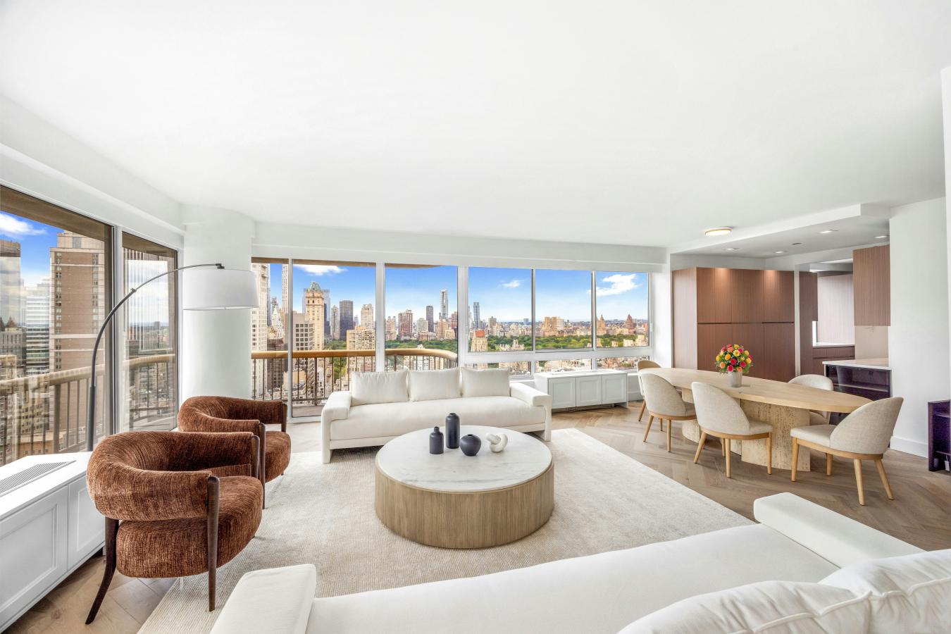 New York, New York, 10065, United States, 2 Bedrooms Bedrooms, ,2 BathroomsBathrooms,Residential,For Sale,1938508