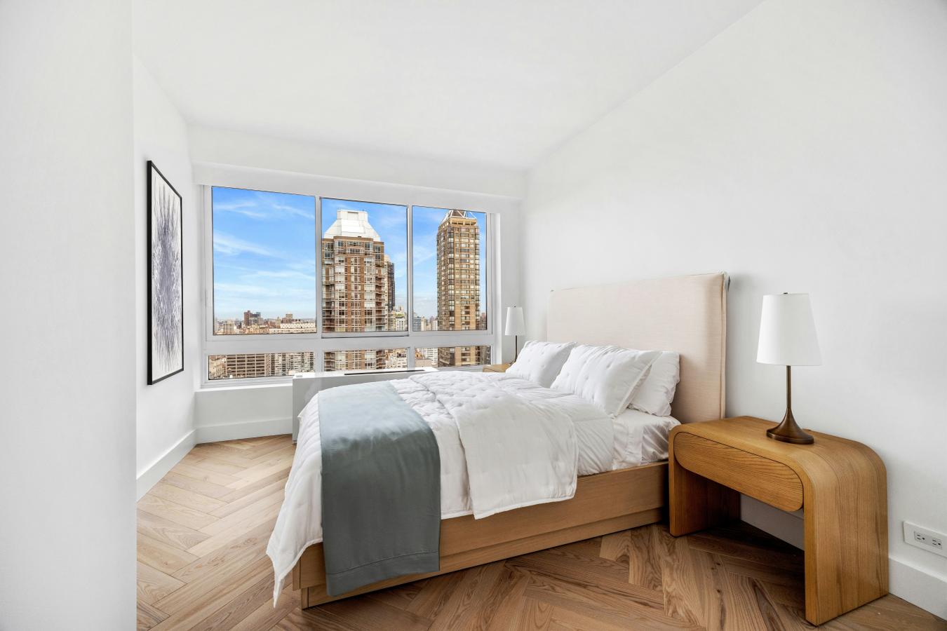 New York, New York, 10065, United States, 2 Bedrooms Bedrooms, ,2 BathroomsBathrooms,Residential,For Sale,1938508