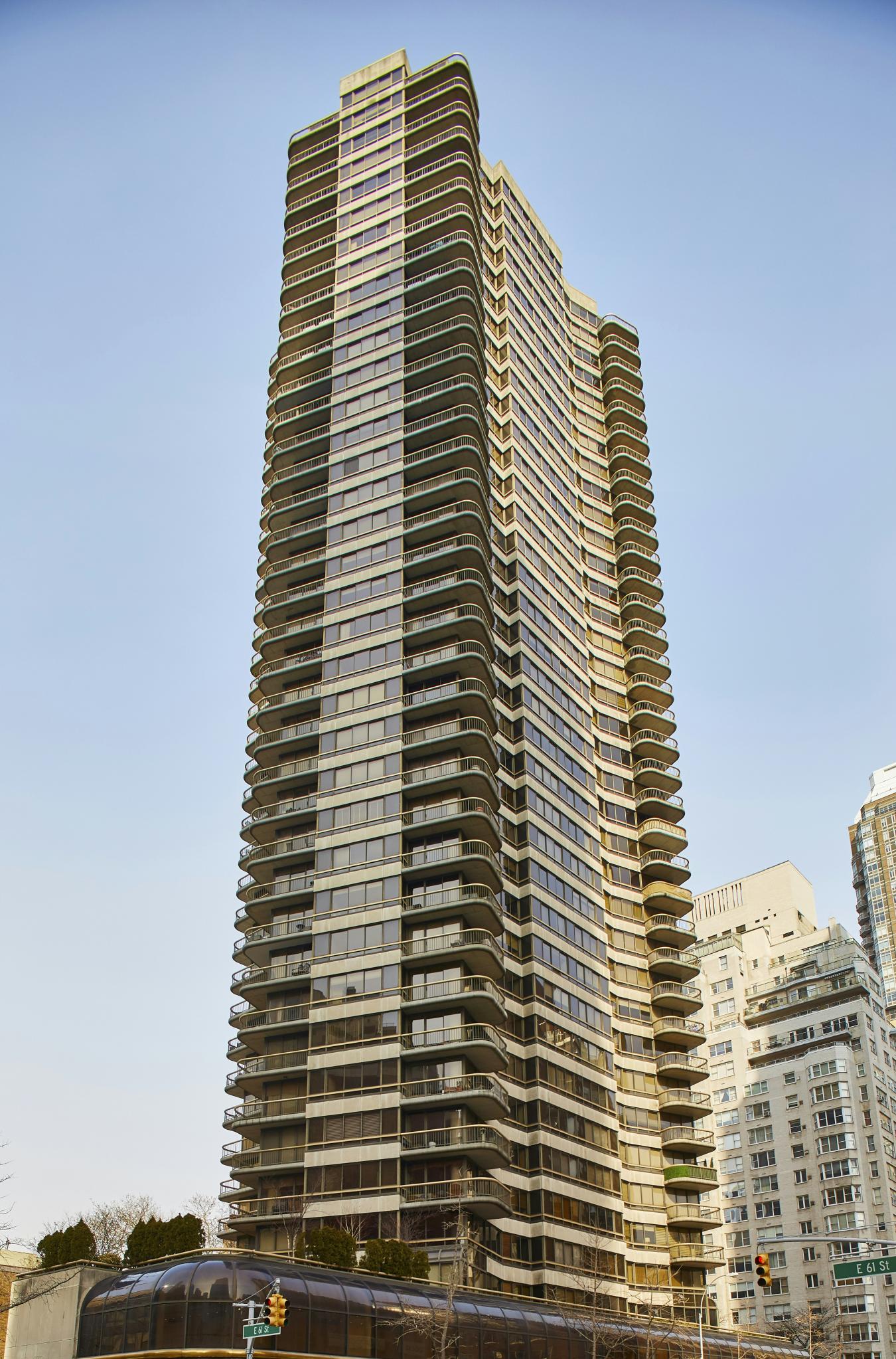 New York, New York, 10065, United States, 2 Bedrooms Bedrooms, ,2 BathroomsBathrooms,Residential,For Sale,1938508