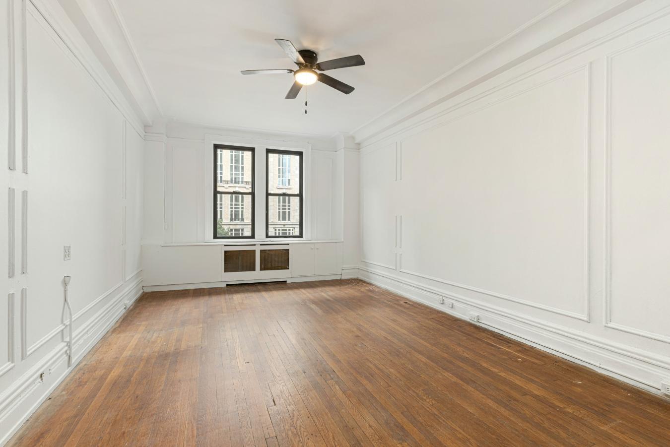 New York, New York, 10024, United States, 3 Bedrooms Bedrooms, ,3 BathroomsBathrooms,Residential,For Sale,1938505