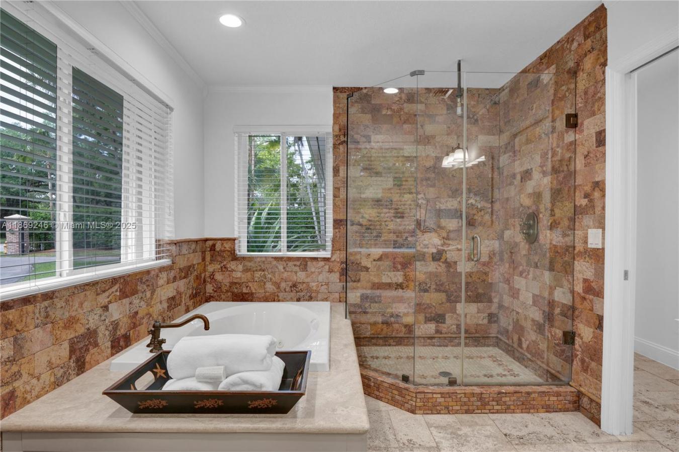 Miami, Florida, 33176, United States, 4 Bedrooms Bedrooms, ,3 BathroomsBathrooms,Residential,For Sale,1943961