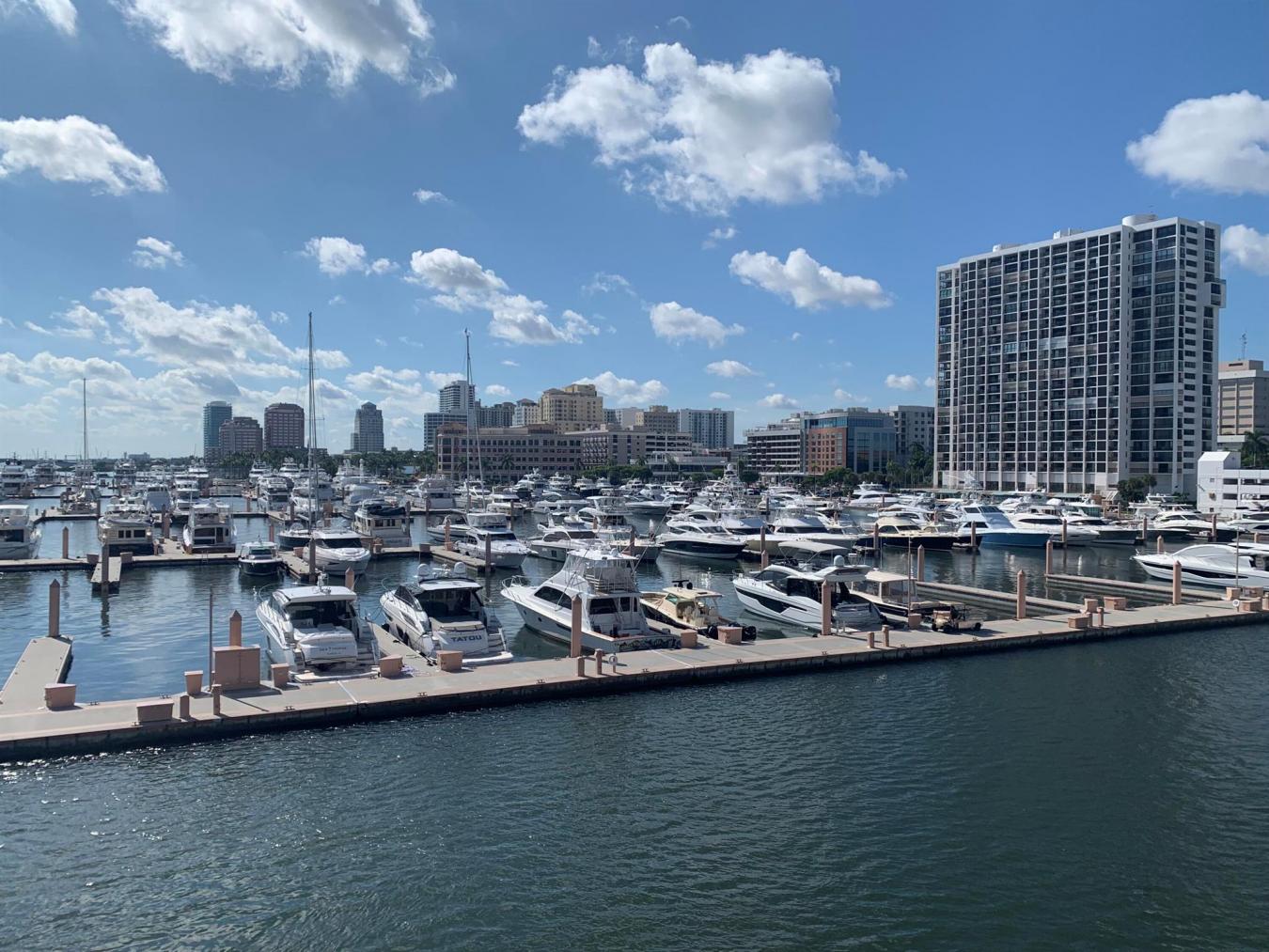 West Palm Beach, Florida, 33401, United States, 2 Bedrooms Bedrooms, ,2 BathroomsBathrooms,Residential,For Sale,1938499