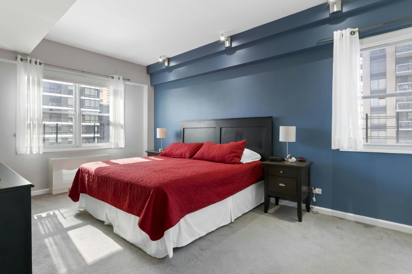 New York, New York, 10023, United States, 2 Bedrooms Bedrooms, ,1 BathroomBathrooms,Residential,For Sale,1938489