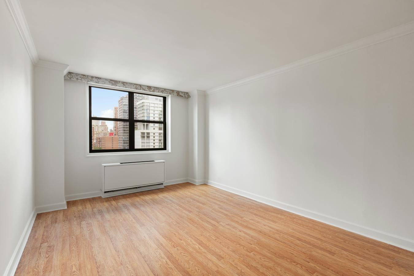 New York, New York, 10128, United States, 2 Bedrooms Bedrooms, ,2 BathroomsBathrooms,Residential,For Sale,1938488