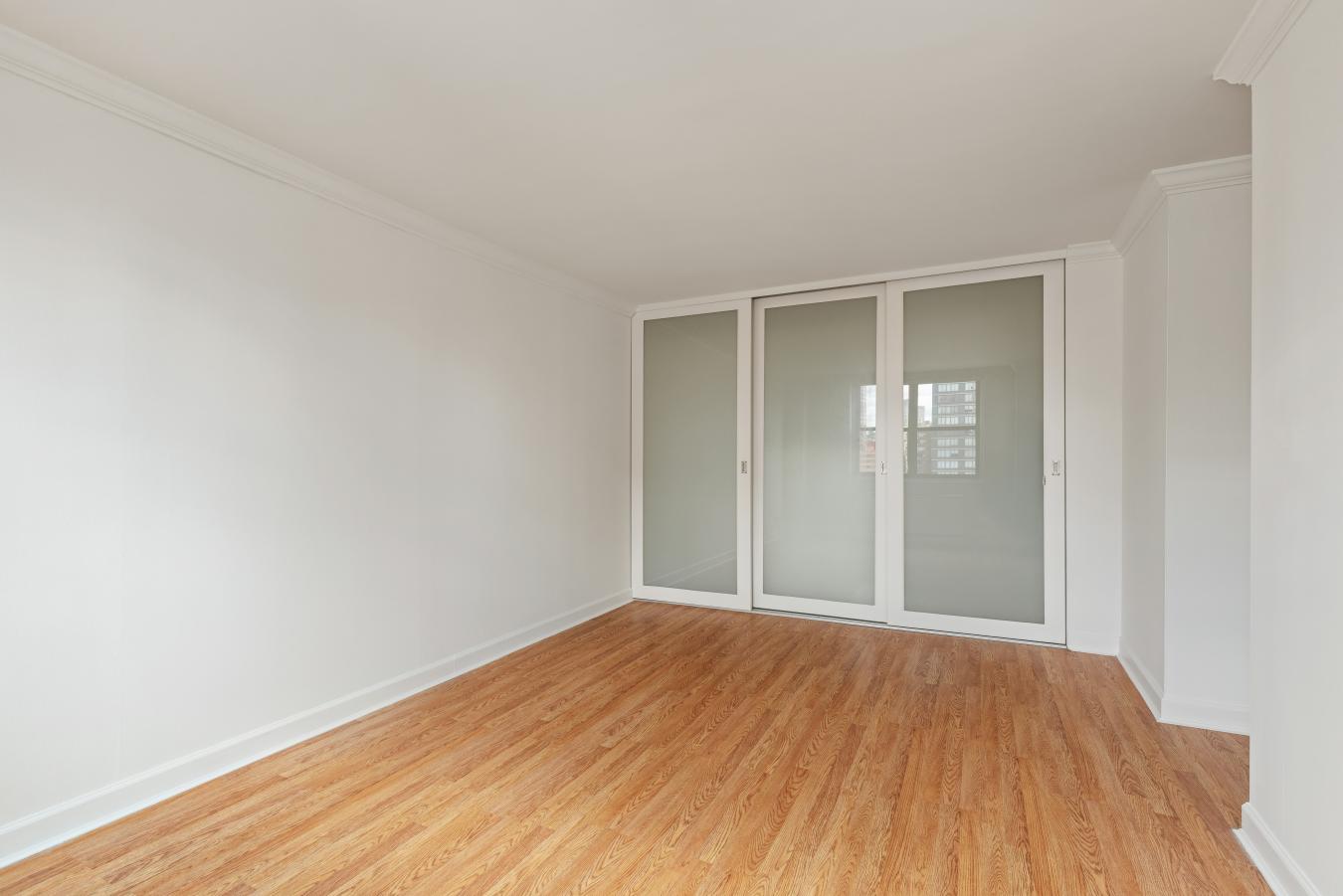 New York, New York, 10128, United States, 2 Bedrooms Bedrooms, ,2 BathroomsBathrooms,Residential,For Sale,1938488