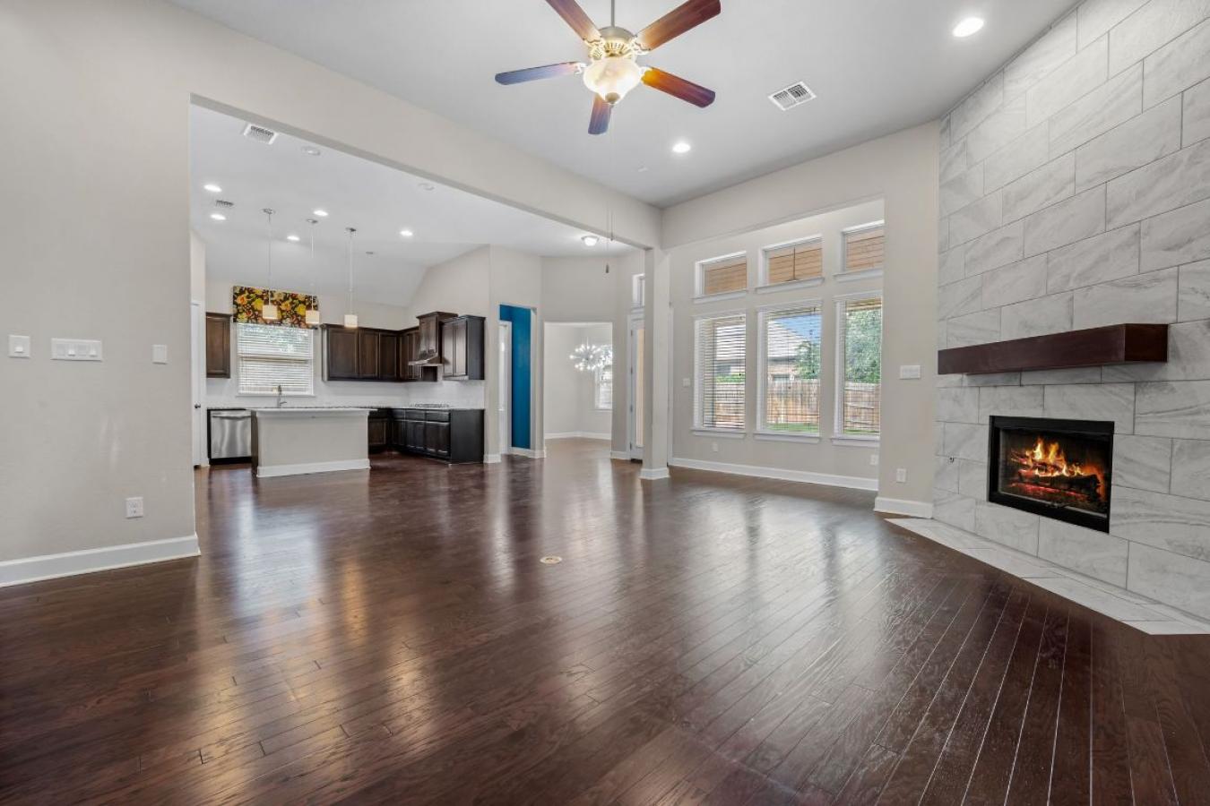 Round Rock, Williamson, 78681, United States, 4 Bedrooms Bedrooms, ,3 BathroomsBathrooms,Residential,For Sale,1938485