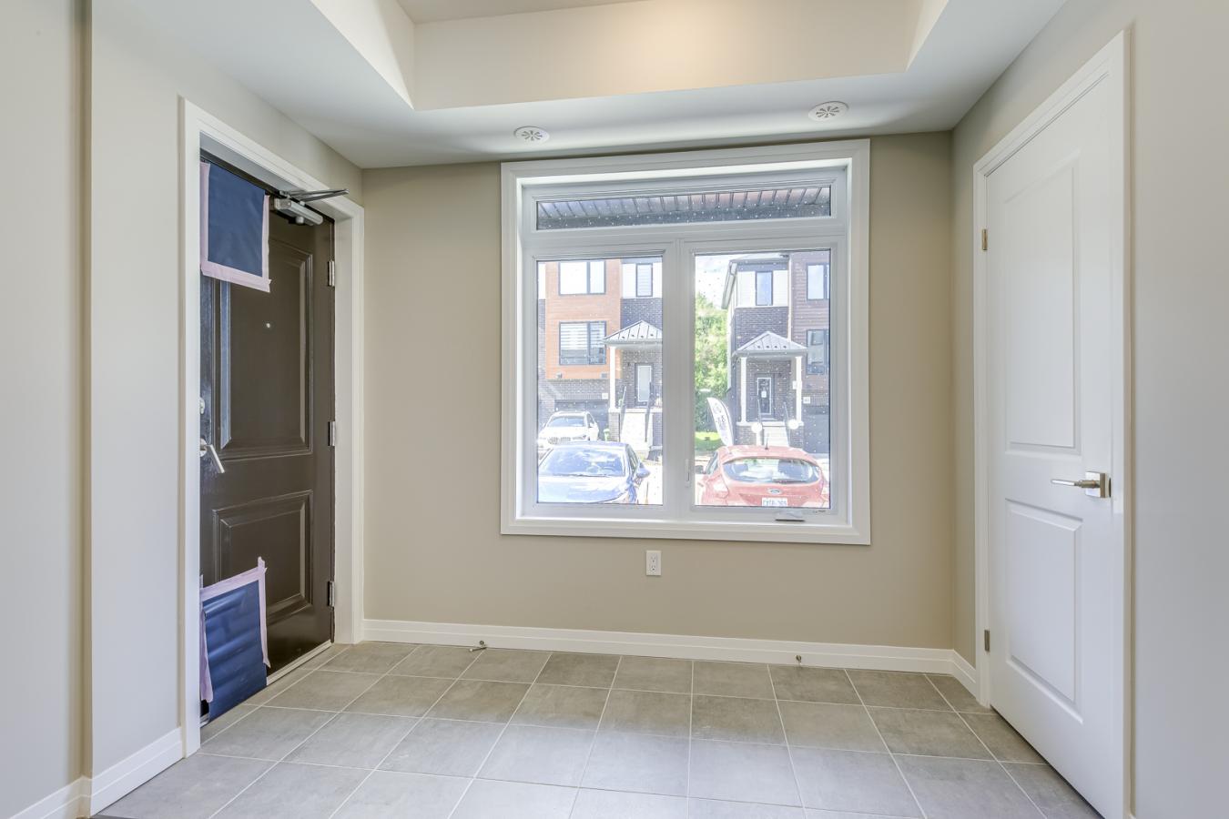 Guelph, ON, N1L 1B3, Canada, 2 Bedrooms Bedrooms, ,2 BathroomsBathrooms,Residential,For Sale,1938484