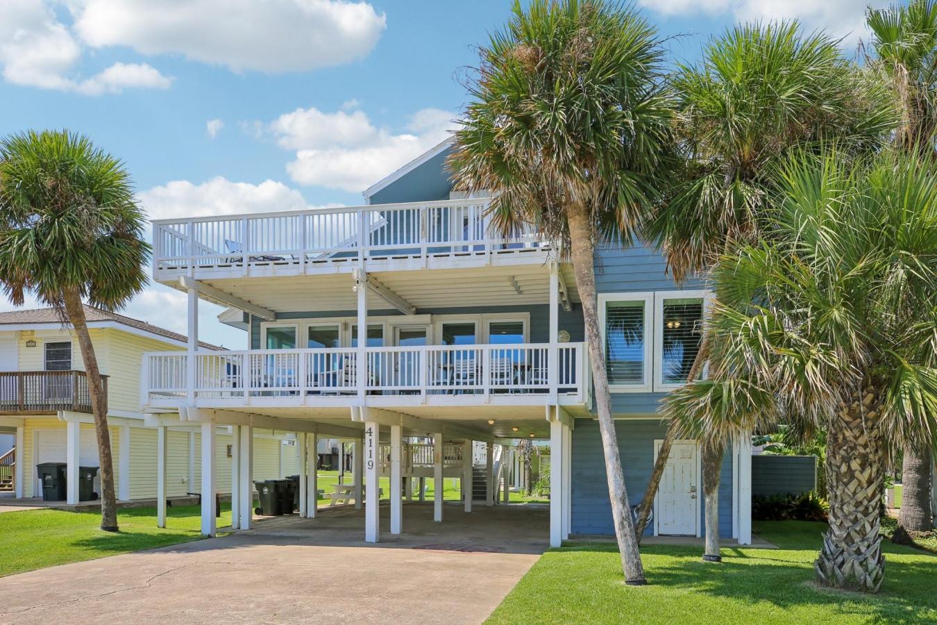 Galveston, Galveston, 77554, United States, 5 Bedrooms Bedrooms, ,3 BathroomsBathrooms,Residential,For Sale,1938483