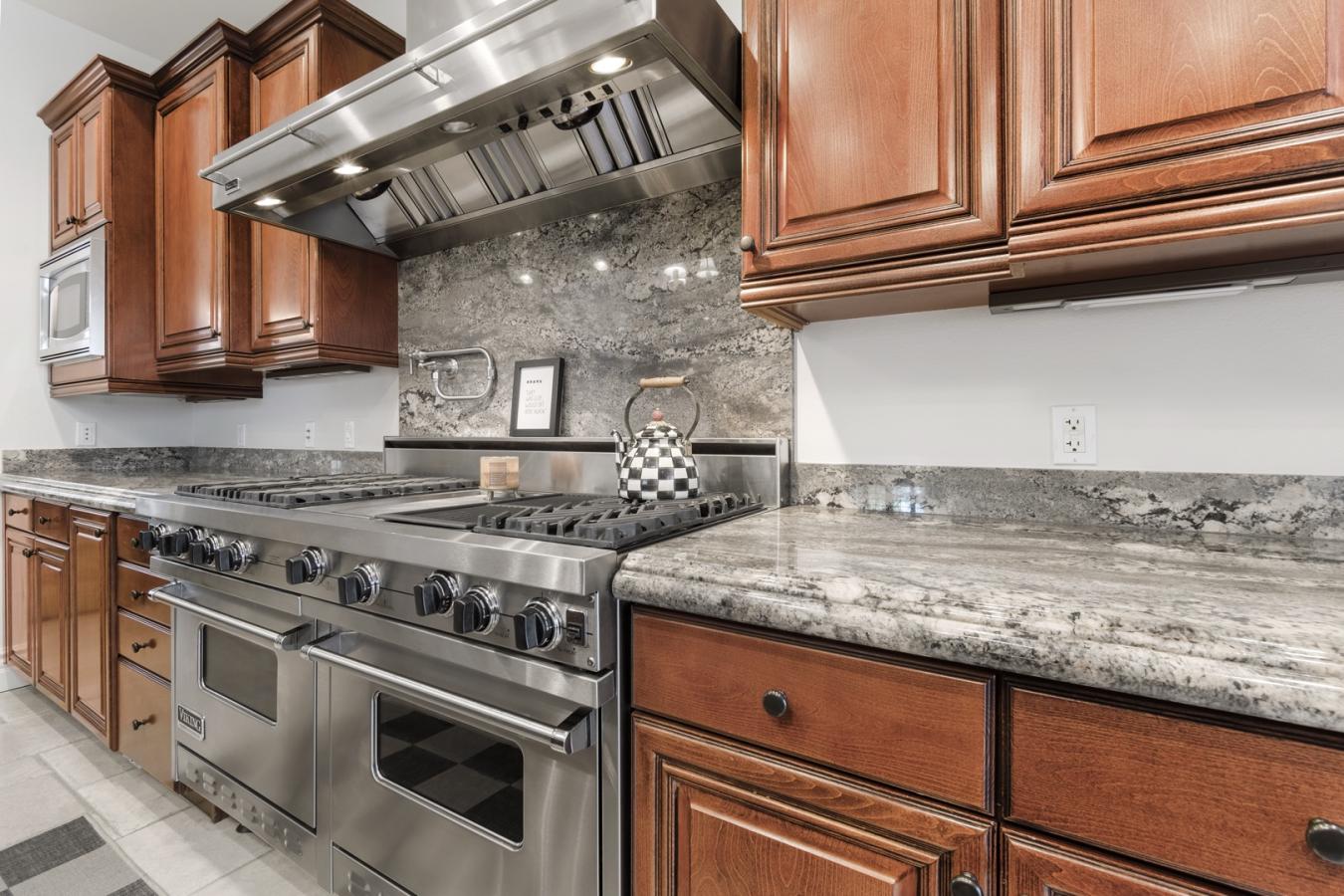 Las Vegas, Clark County, 89129, United States, 4 Bedrooms Bedrooms, ,7 BathroomsBathrooms,Residential,For Sale,1938480