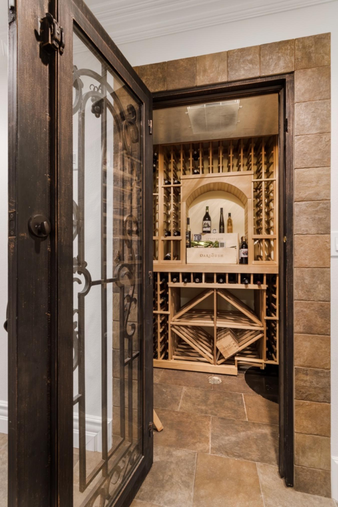 Las Vegas, Clark County, 89129, United States, 4 Bedrooms Bedrooms, ,7 BathroomsBathrooms,Residential,For Sale,1938480