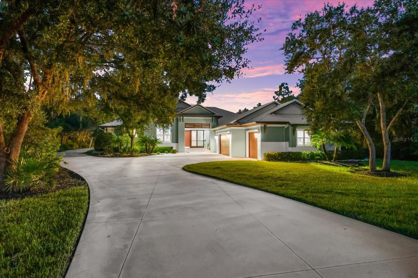 SARASOTA, Sarasota, 34241, United States, 4 Bedrooms Bedrooms, ,4 BathroomsBathrooms,Residential,For Sale,1941566