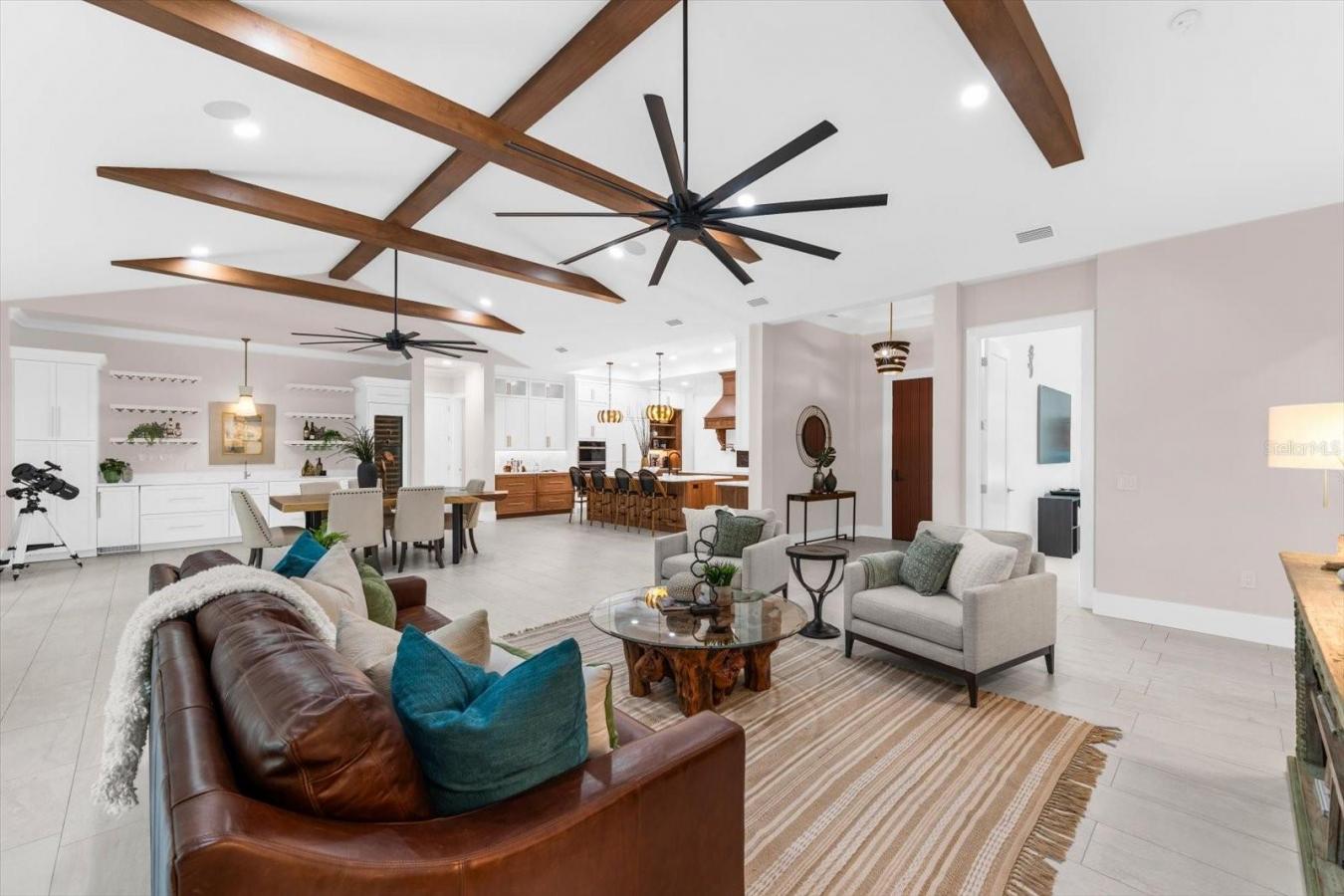 SARASOTA, Sarasota, 34241, United States, 4 Bedrooms Bedrooms, ,4 BathroomsBathrooms,Residential,For Sale,1941566