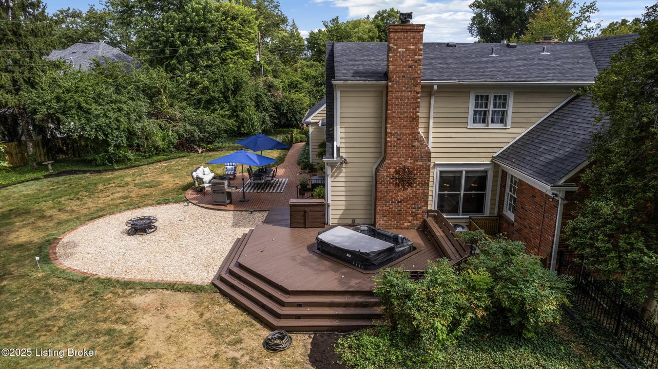 Louisville, Jefferson, 40222, United States, 5 Bedrooms Bedrooms, ,4 BathroomsBathrooms,Residential,For Sale,1941564