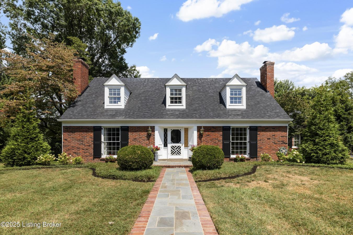 Louisville, Jefferson, 40222, United States, 5 Bedrooms Bedrooms, ,4 BathroomsBathrooms,Residential,For Sale,1941564