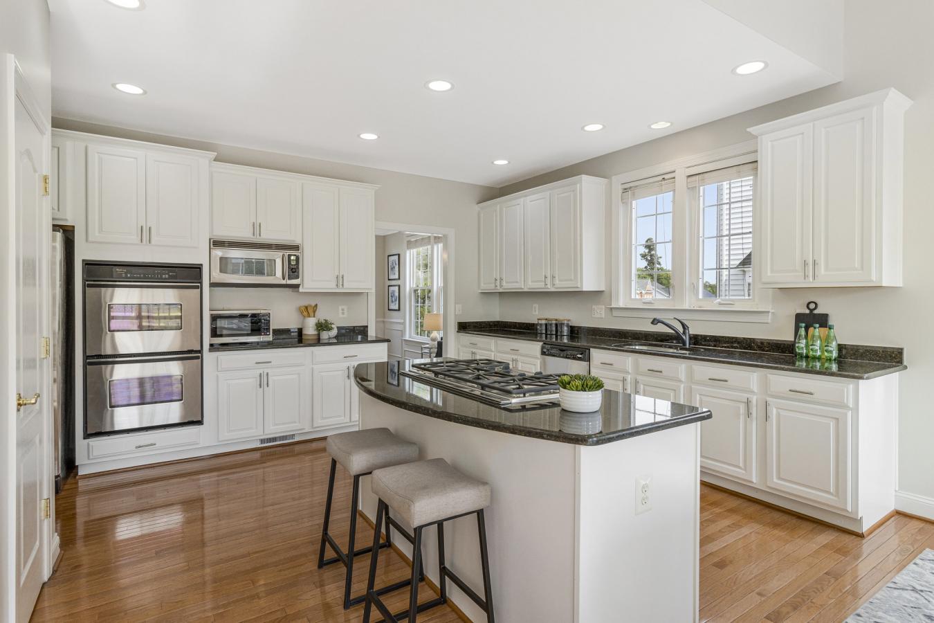 Falls Church, Virginia, 22043, United States, 5 Bedrooms Bedrooms, ,3 BathroomsBathrooms,Residential,For Sale,1941563